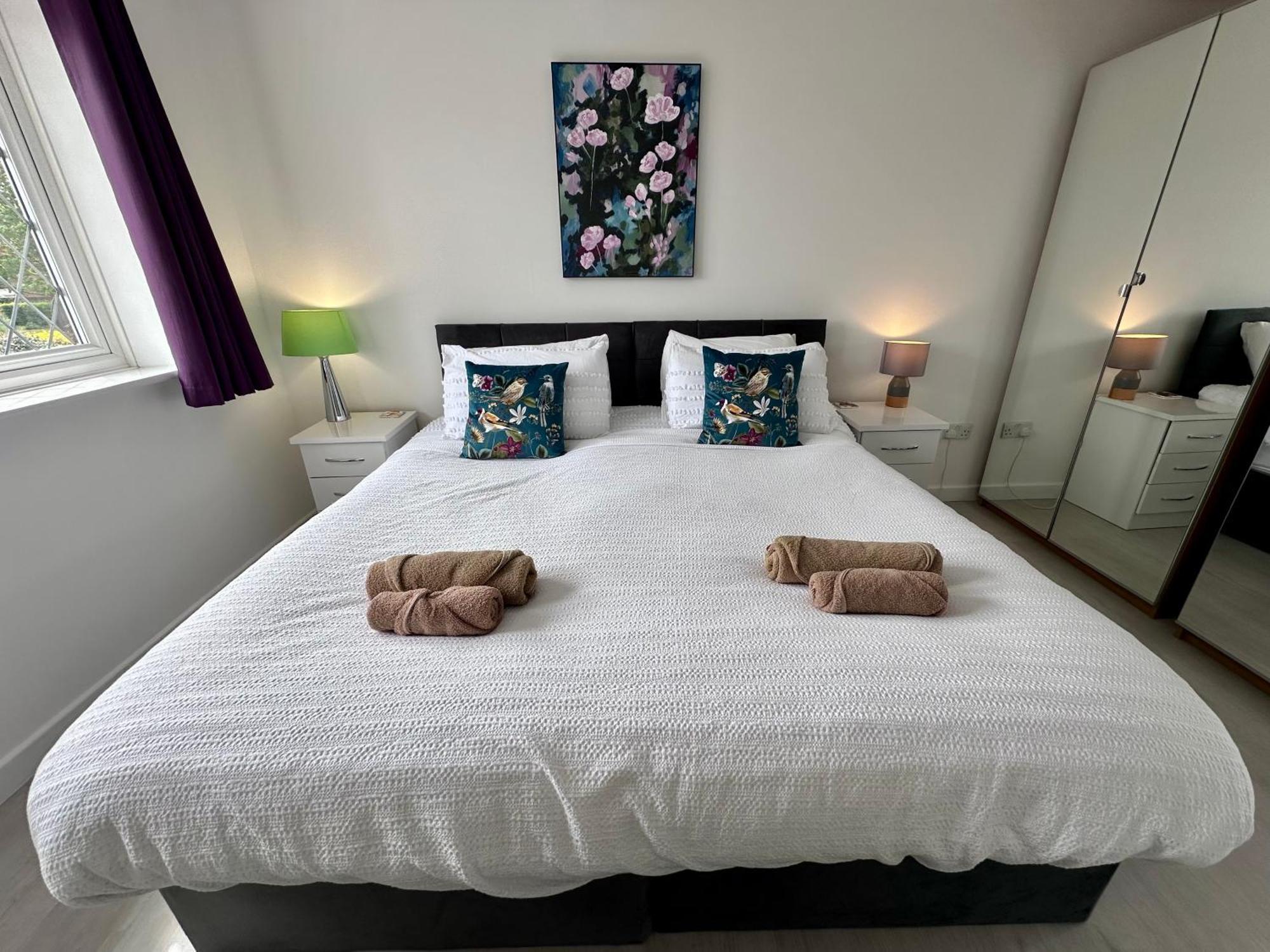 Beautiful House In South Cambridge, 14-Min Drive To The City Centre, Free Parking, No Sofabeds, Sleeps 6 Extérieur photo